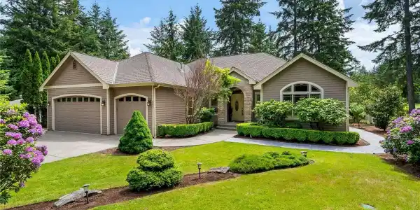 5931 Troon SW