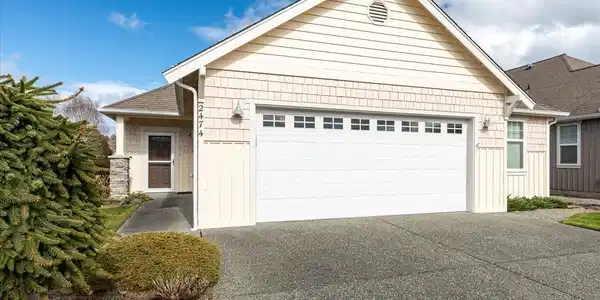2474 SW Winchester