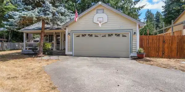 6822 57th SE