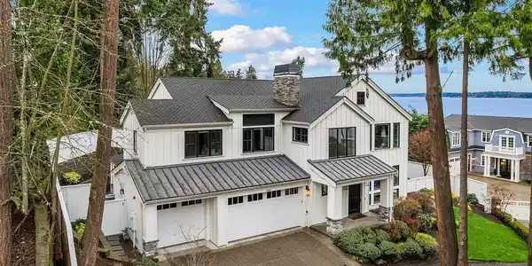 3406 97th SE