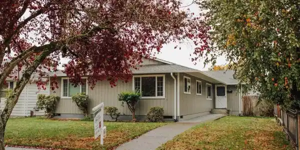 2661 Maple