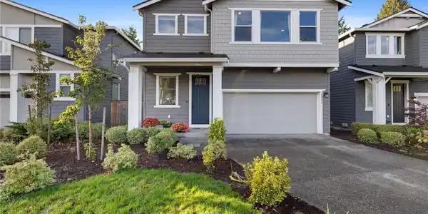 1124 133rd SW