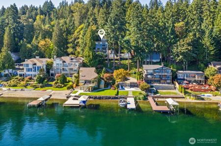 1606 Lake Sammamish SE