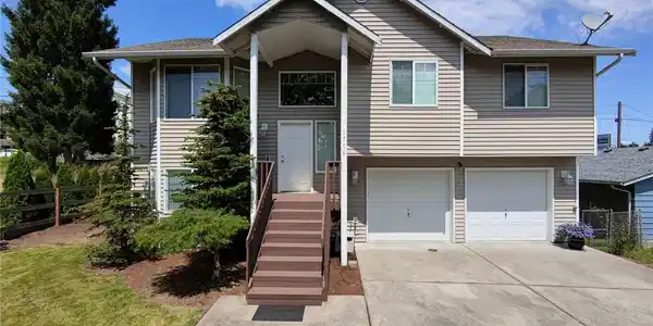 1709 Silver Lake