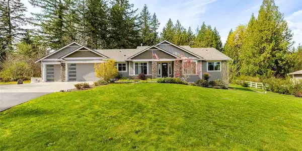 18727 55th SE