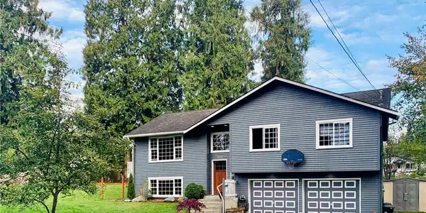 31215 79th Drive NW