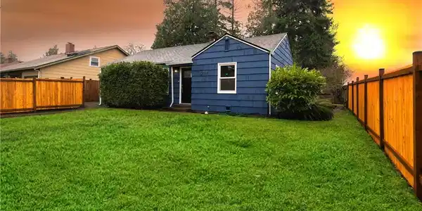 12757 Evanston N