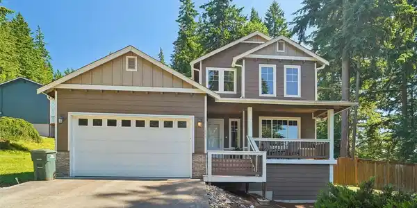 1660 Sapphire Trail
