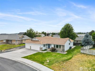 1538 Bailey