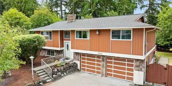 7523 13th SE