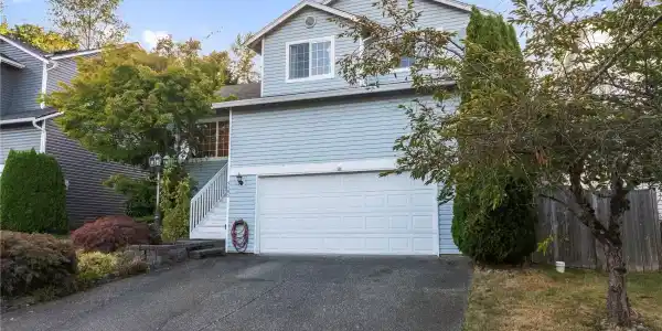 9303 16th Pl NE