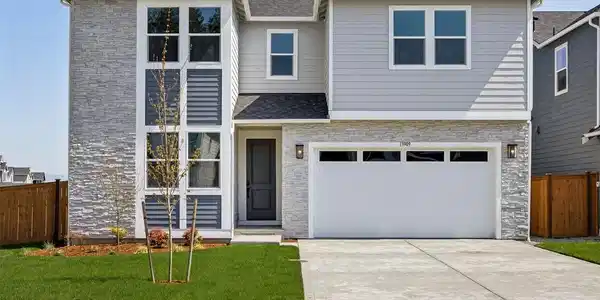 2211 Oak Court