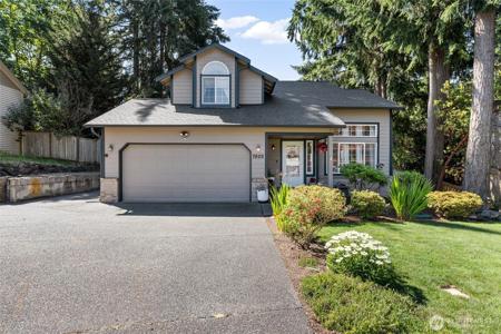7605 38th SE