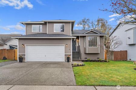 7118 37th NE