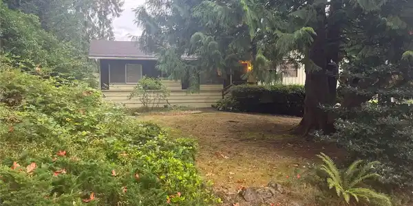 19304 47th NE