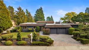 1828 184th NE
