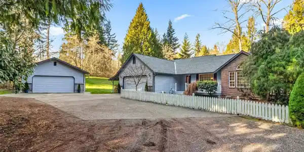 17824 25th NW