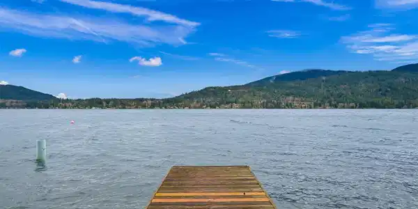 2562 Lake Whatcom