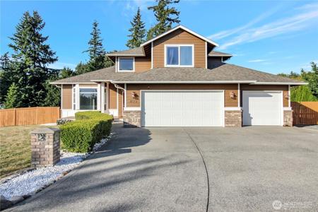 4123 157th NW