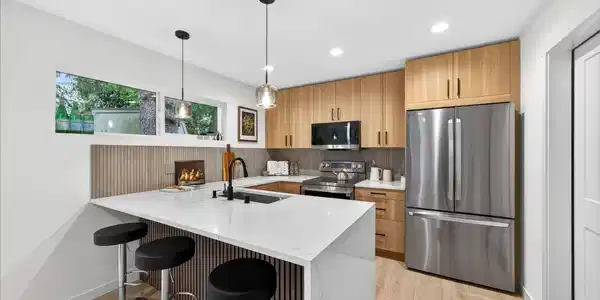 8510 15th NE