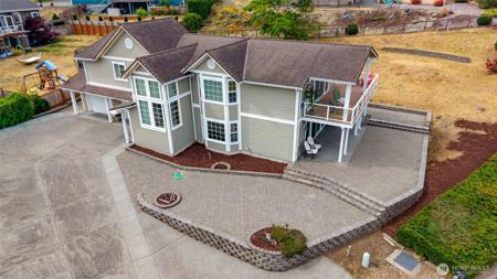 6226 Hinman