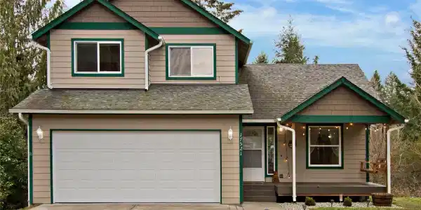17521 Clear Lake SE