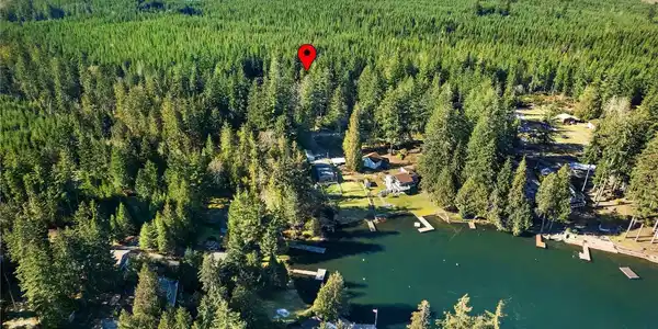 1651 Phillips Lake Loop