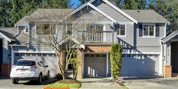 4121 248th SE
