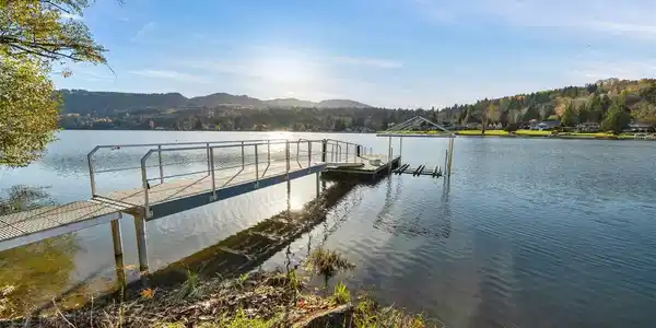 17144 Lake View