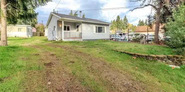 37423 40th S