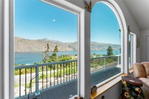 17205 Lakeshore