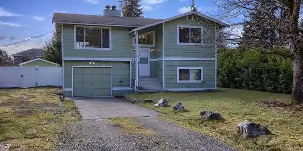 422 160th S