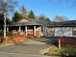 430 Duck Lake NE