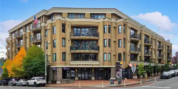 10047 Main