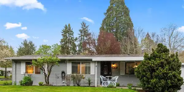 3300 Carpenter SE