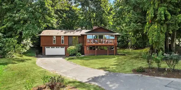 4740 Lakehurst SE