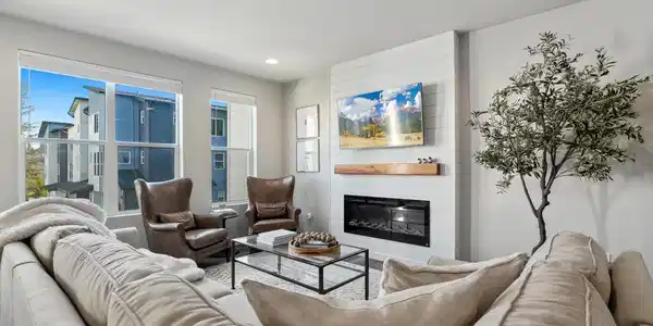 13420 Manor