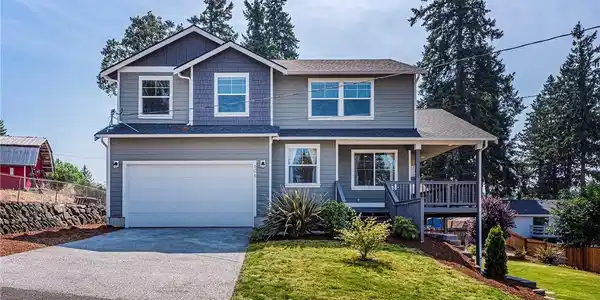 606 172nd S
