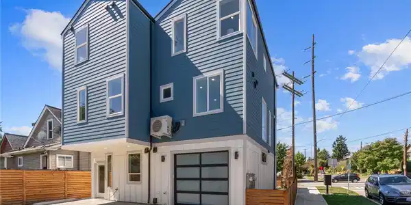4070 5th NE