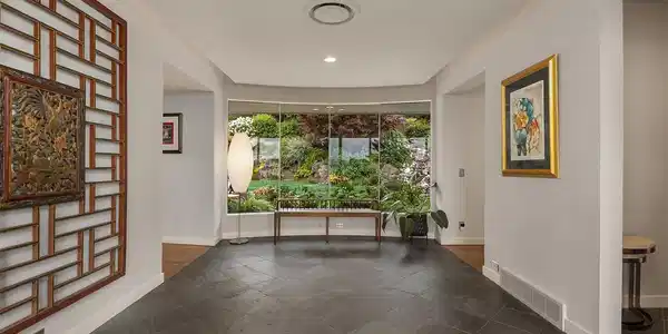 Image 4 Image 4