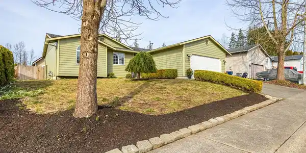 207 Tompkins