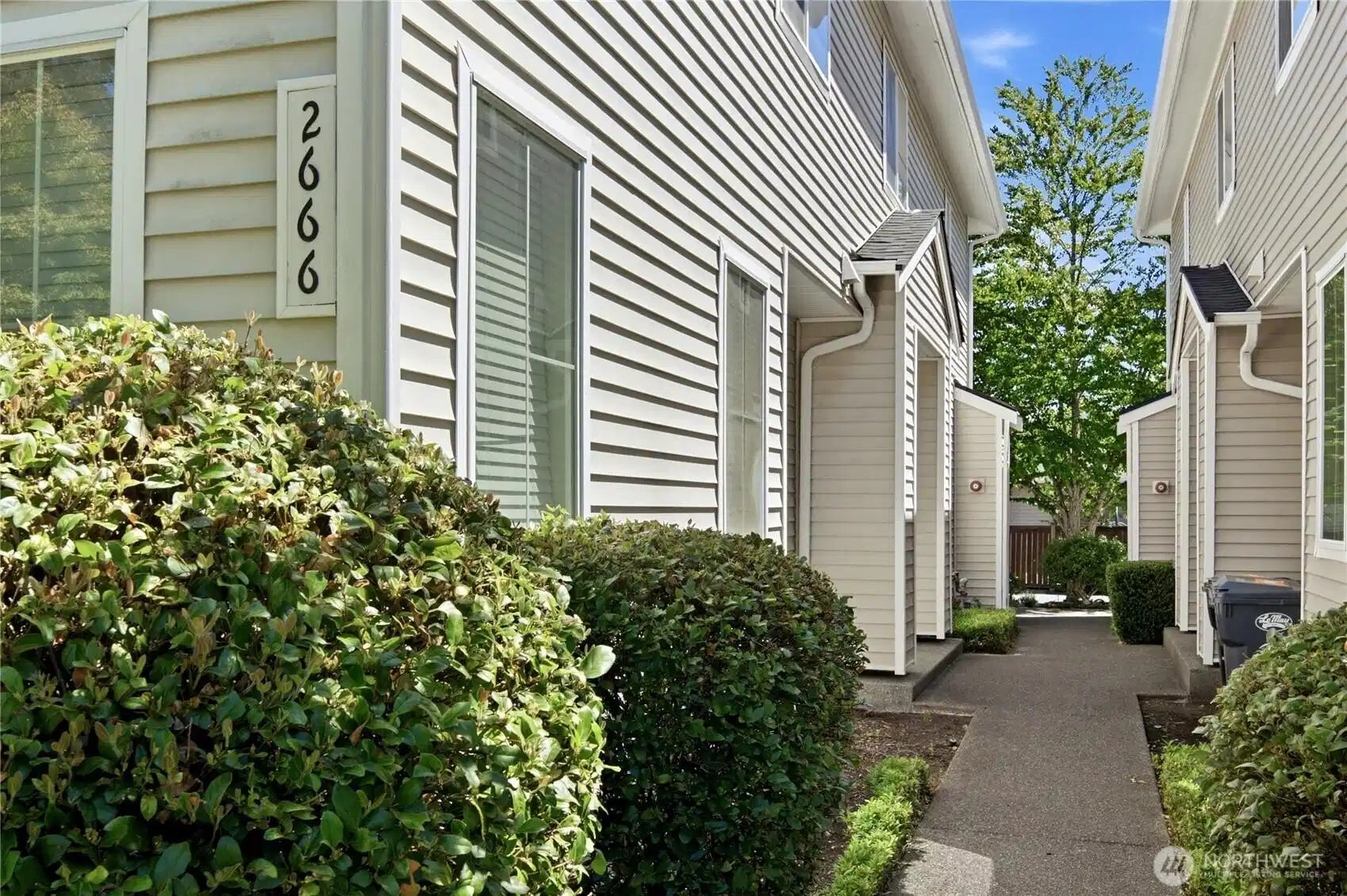 Image 1 Image 1