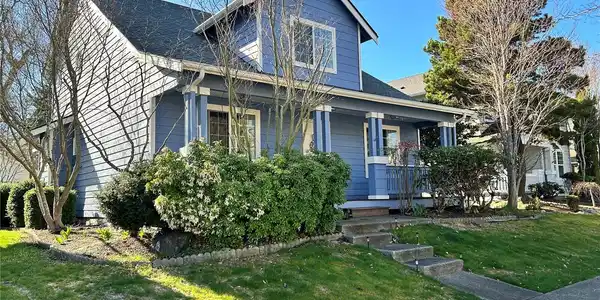 2161 Palisade