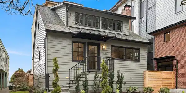 1254 15th E