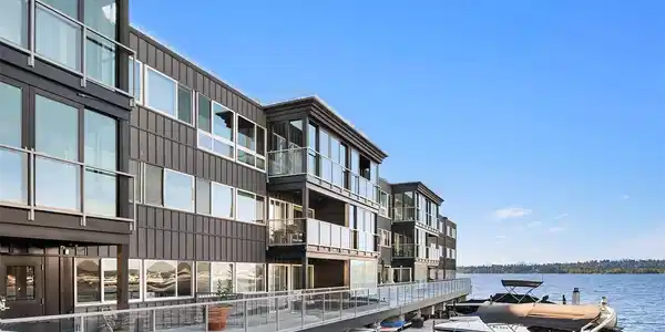 515 Lake S