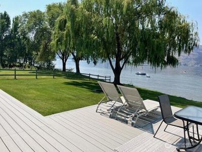 428 Eastlake E