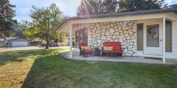 5113 Brassfield SE
