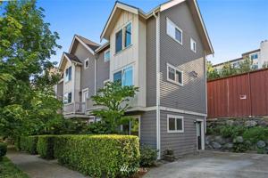 3609 Albion N