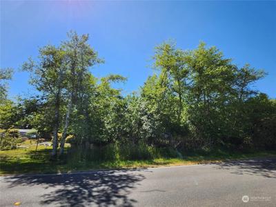 563 Duck Lake