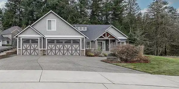 1922 54th SE
